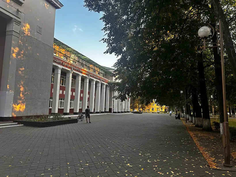 Byly «Dom aficeraŭ»