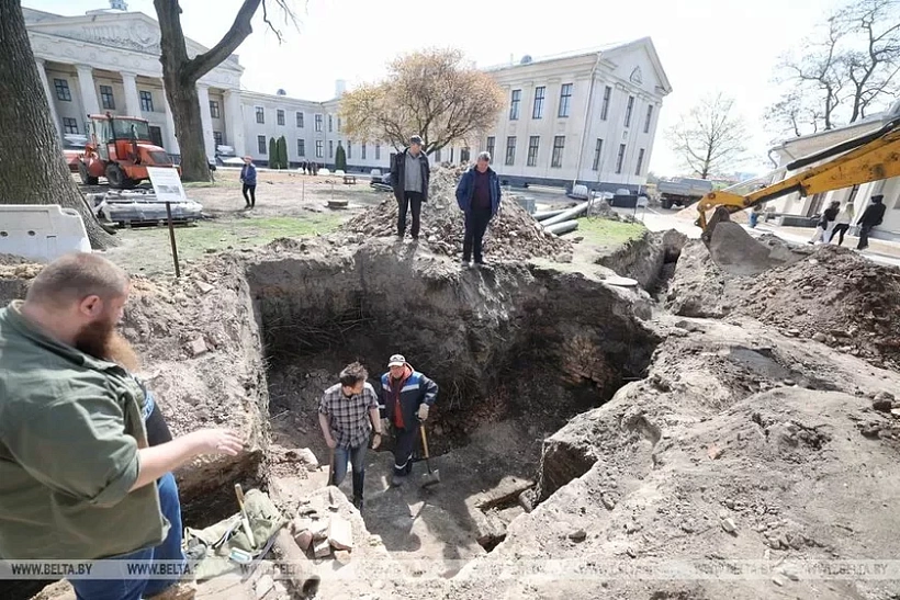 Raskopki na terytoryi Novaha zamka ŭ Hrodnie