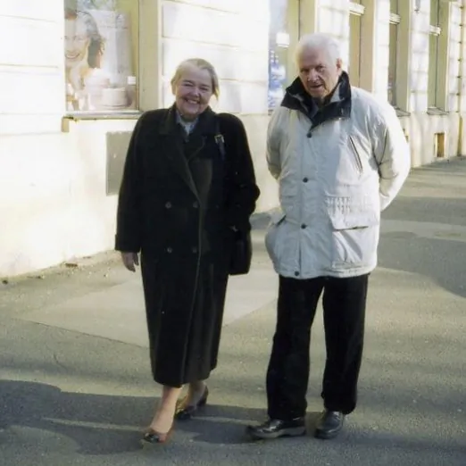 Івонка Сурвілла і Васіль Быкаў, сакавік 2003, Прага Івонка Сурвілла і Васіль Быкаў, сакавік 2003, Прага