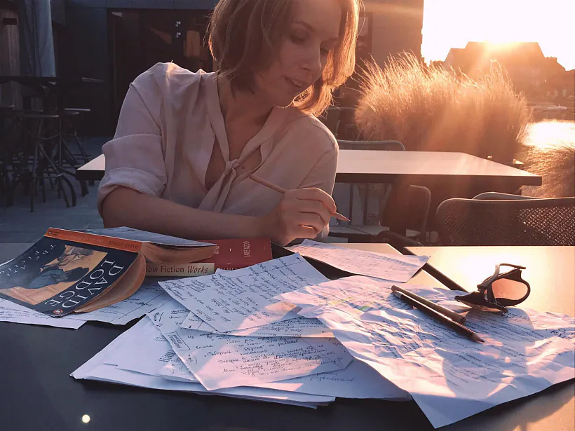 Кацярына Оаро. Фота: Жулі ле Дэвеа. Кацярына Оаро. Фота: Жулі ле Дэвеа.