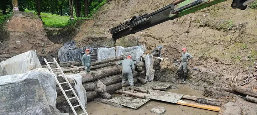 Razborka klieciaŭ Razborka klieciaŭ