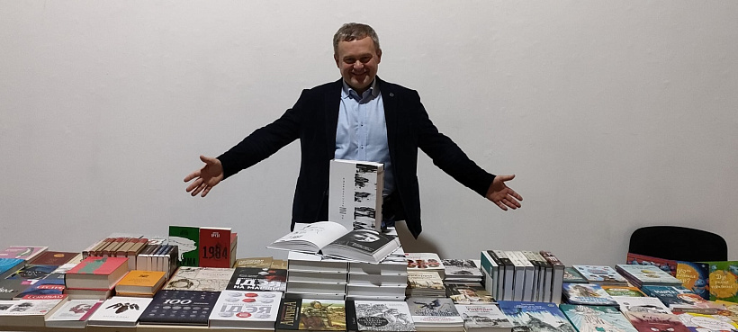 Ivaniuk_Jaraslau-01.jpg Ярпаслаў Іванюк на прэзентацыі