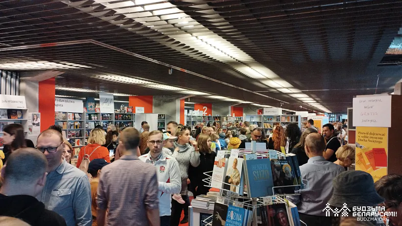 x4tbykj07endmpioiekchp8uu35mh433.jpg x4tbykj07endmpioiekchp8uu35mh433.jpg