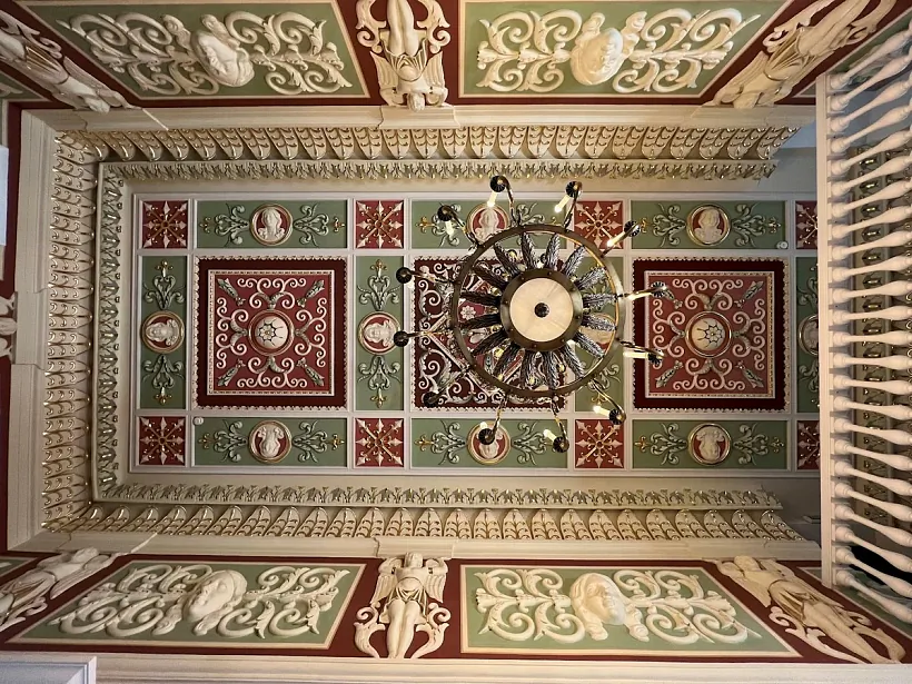 Аздабленне палаца Булгакаў у Жылічах