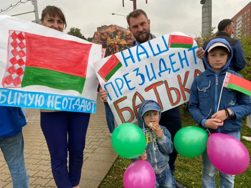 Udzieĺniki praŭladnaha mitynhu ŭ Miensku Udzieĺniki praŭladnaha mitynhu ŭ Miensku