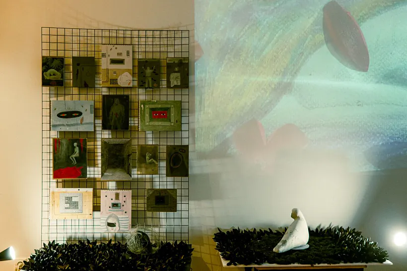 Frahmienty vystavy «Unutry i zvonku» Frahmienty vystavy «Unutry i zvonku»