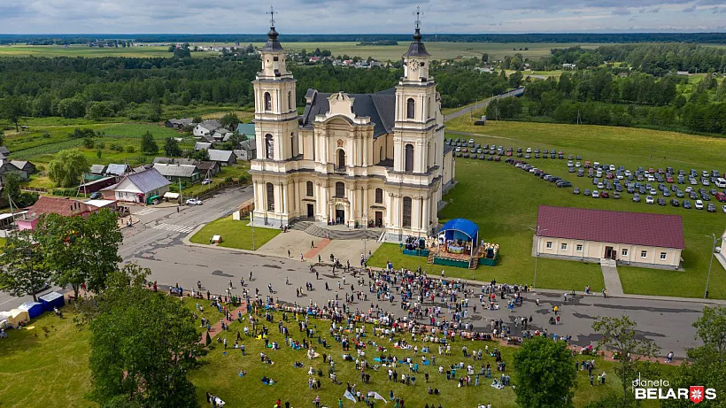 kascyol-unebauzyaccya-najsvyacejshaj-panny-maryi-budslau kascyol-unebauzyaccya-najsvyacejshaj-panny-maryi-budslau