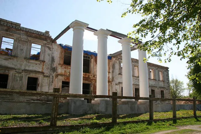 Палац Мержыеўскіх у Грозава 1.jpg