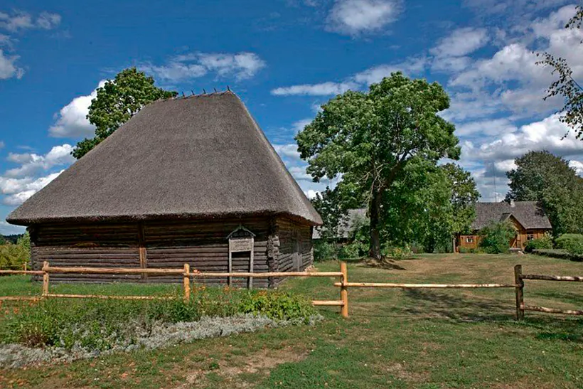 muzej-falvarak-rakucyoushchyna.jpg muzej-falvarak-rakucyoushchyna.jpg