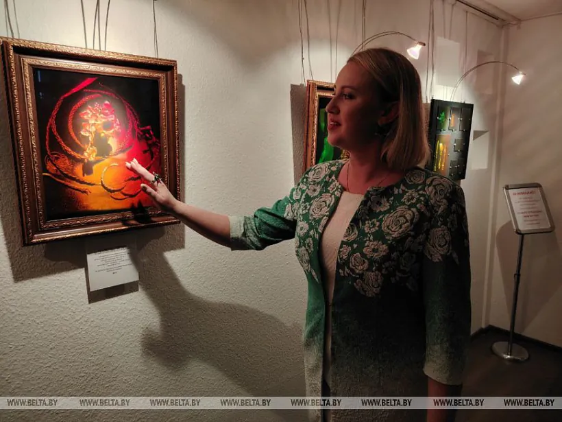 Выстава галаграм