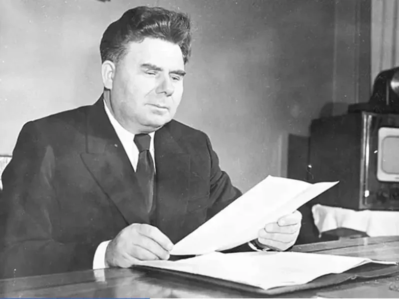 Ivan Insaraŭ  Ivan Insaraŭ