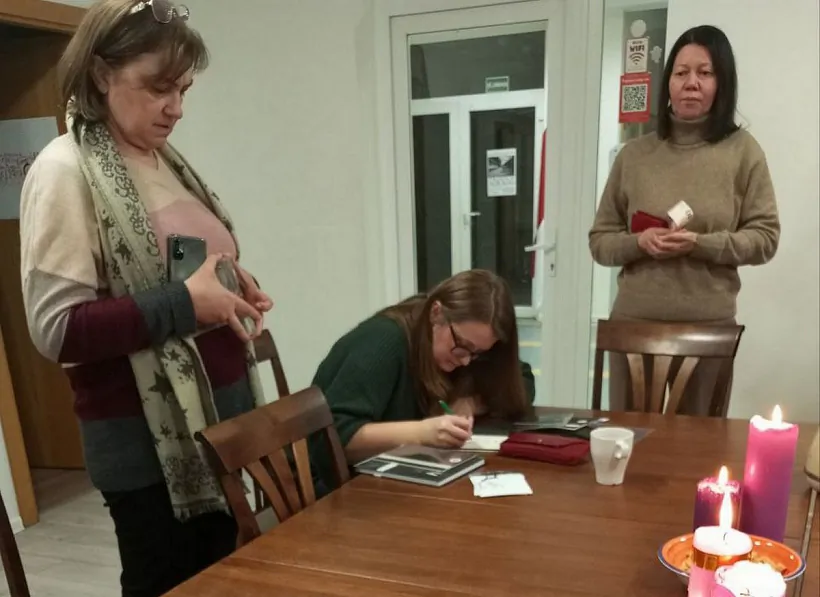 Aŭtohraf-siesija ad Nasty Kudasavaj