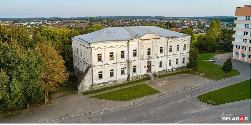 Palac Radzivilaŭ u Dziatlavie