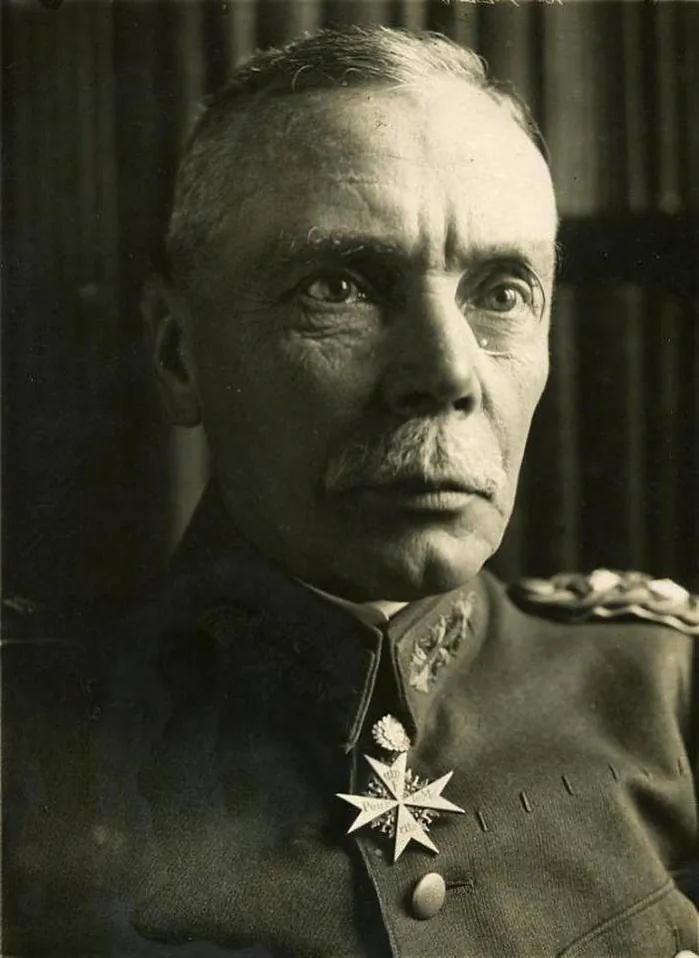 Hans-von-SEECKT.jpg