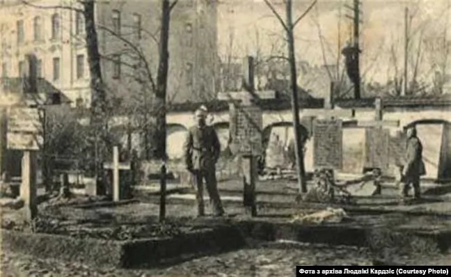 Mur na Liuteranskich mohilkach Mur na Liuteranskich mohilkach