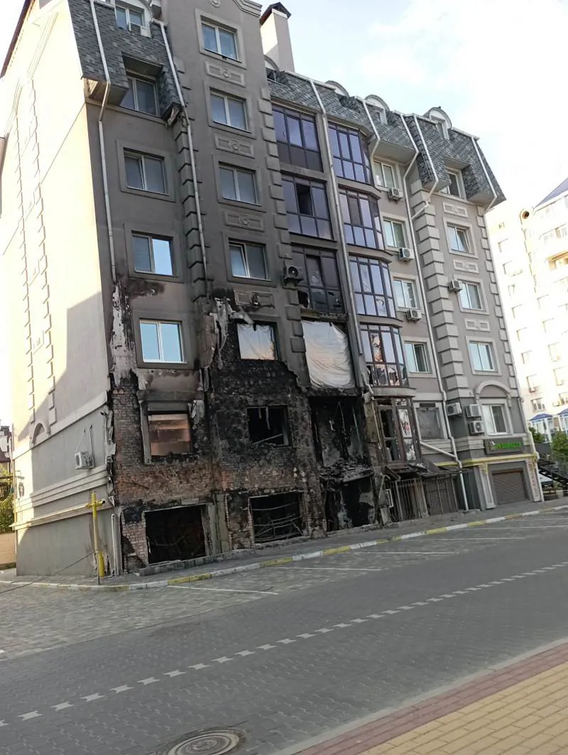06.jpg