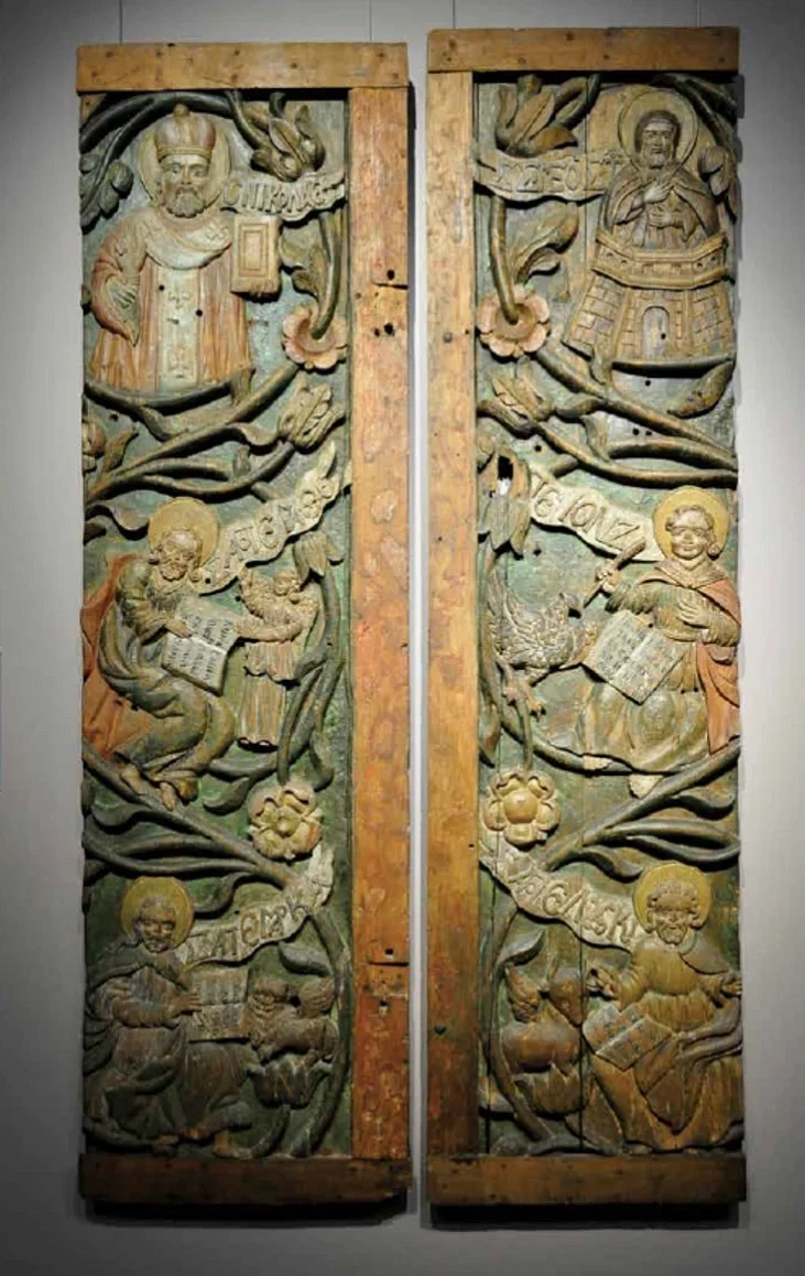 Jak sapraŭdy vyhliadali ŭvachodnyja dzviery Jurjeŭskaj carkvy