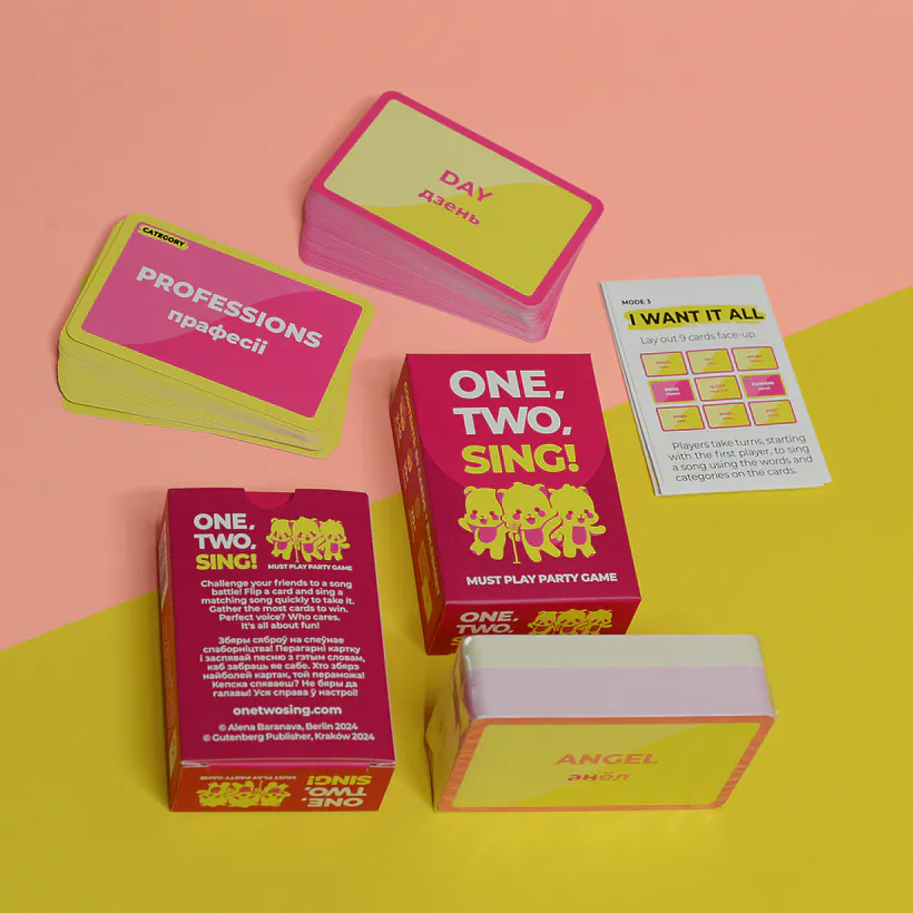 «One, two, SING!» «One, two, SING!»