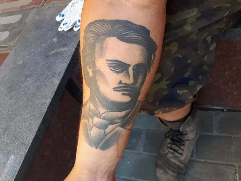 Іншыя татуяванні на тэму (2).jpg Іншыя татуяванні на тэму (2).jpg