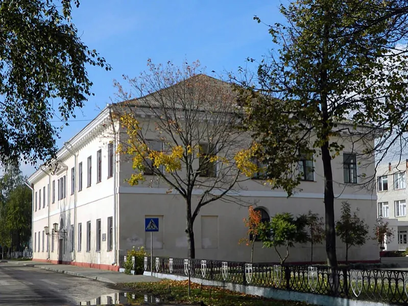 Budynak ciapierašniaj himnazii, dzie pravodzilisia nastaŭnickija kursy Budynak ciapierašniaj himnazii, dzie pravodzilisia nastaŭnickija kursy