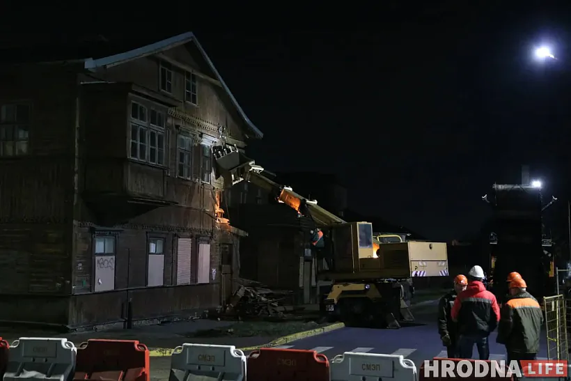 Dom na rahu vulic Valkoviča i 17 Vierasnia, Hrodna