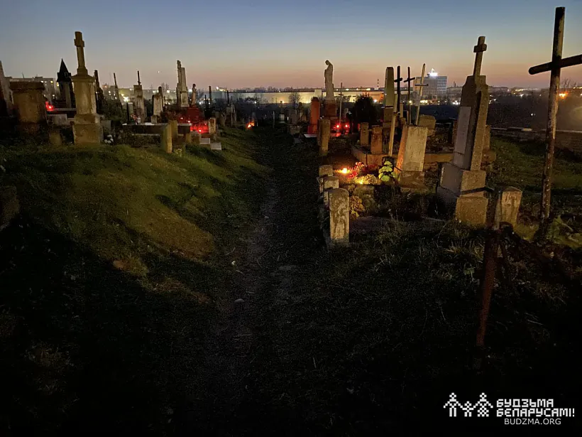 photo (10 of 14).jpg