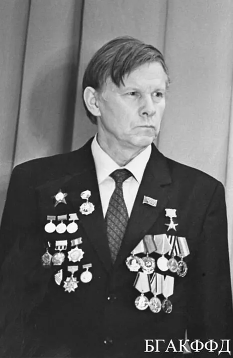 vasil_bykov_-_02.jpg