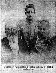 Fliaryjan z žonkaj Liucyjaj i dačkoj Antaninaj Fliaryjan z žonkaj Liucyjaj i dačkoj Antaninaj