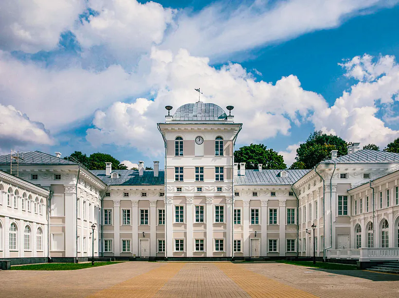 Pałac Bułhakaŭ. Fota: 34travel.me