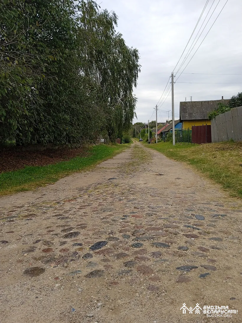 17Фота 17_4. Брукаваныя сцежкі.jpg