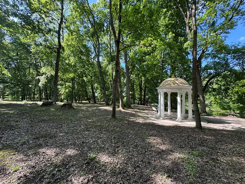 Park pry palacy Koziel-Paklieŭskich