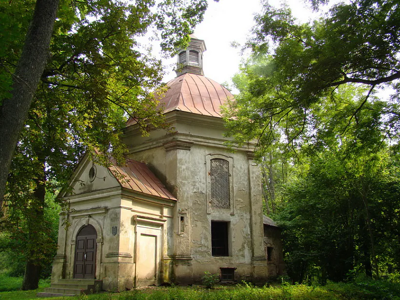06-kaplica.jpg