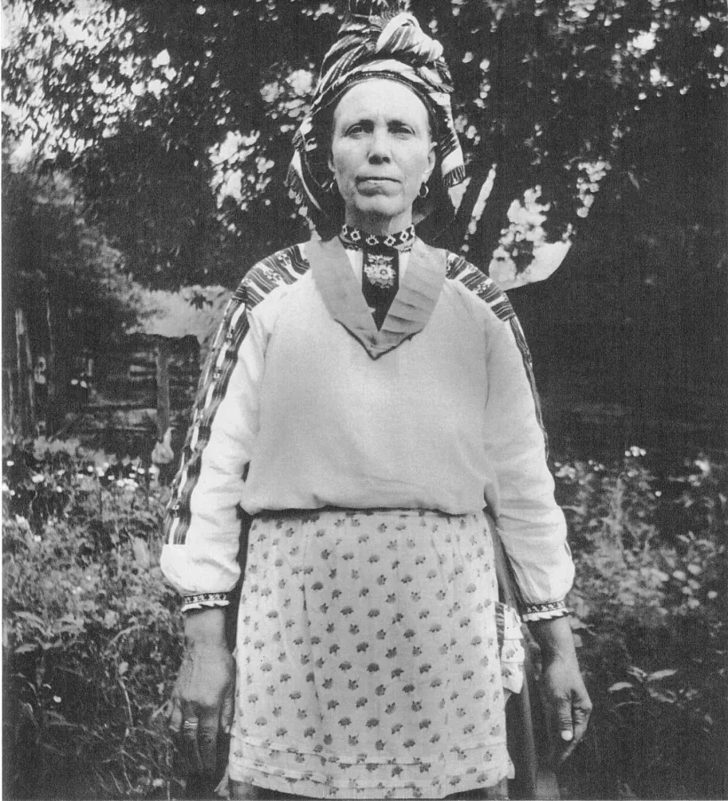 Lietni stroj maladoj žančyny