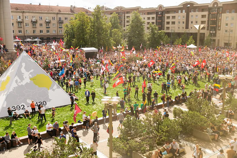 113559767-2f4efe56-6ae0-492d-9609-d54eb0b4491e.jpg 113559767-2f4efe56-6ae0-492d-9609-d54eb0b4491e.jpg