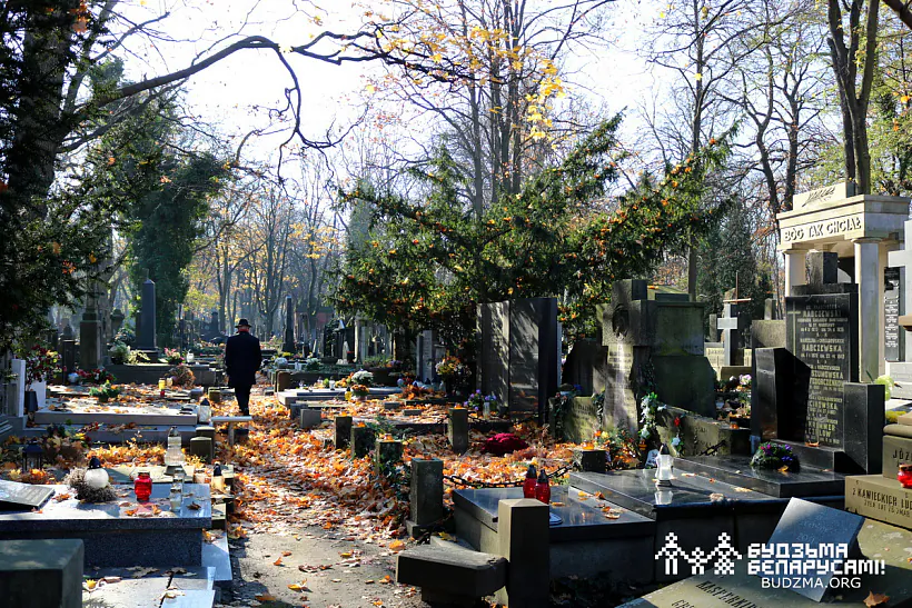 Варшаўскія могілкі Павонзкі Варшаўскія могілкі Павонзкі