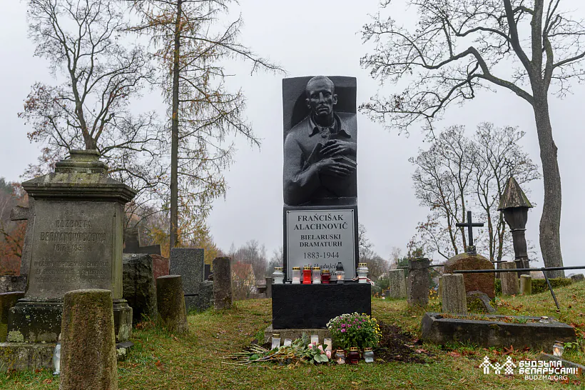 YYD_3805.jpg YYD_3805.jpg