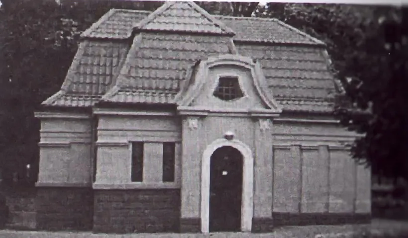 Mal_7_tualet.jpg Mal_7_tualet.jpg