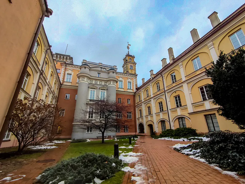 U dvary Vilienskaha ŭniviersiteta